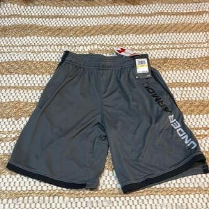 Under Armour Boys Athletic Shorts YMedium Gray NWT